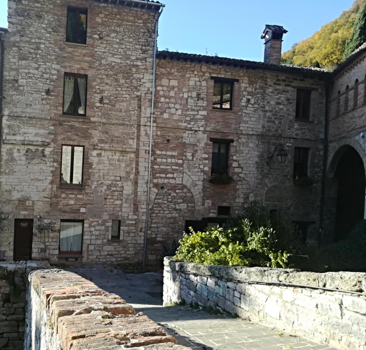 Civico 10 Hotel Gubbio Exterior photo